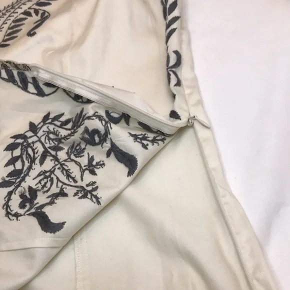 Robert Graham Large Beige & Grey